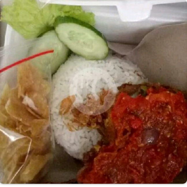 Nasi Ayam Penyet