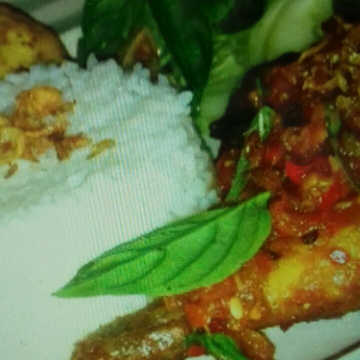 Nasi Ayam Penyet Sambal Terasi