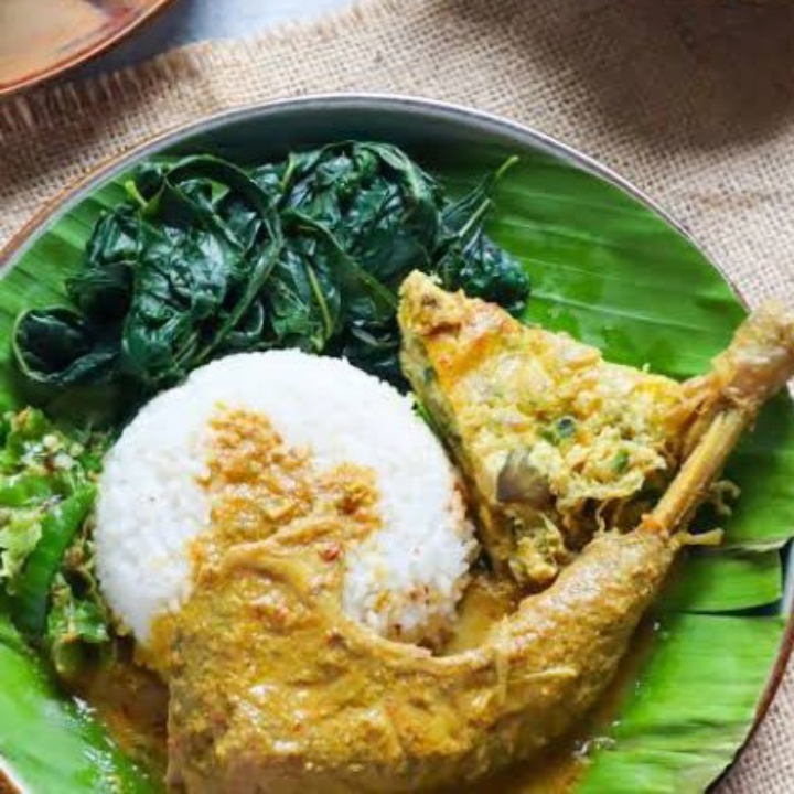 Nasi Ayam Pop