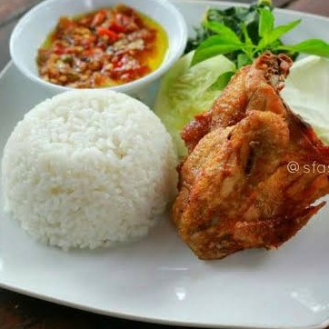 Nasi Ayam Potong