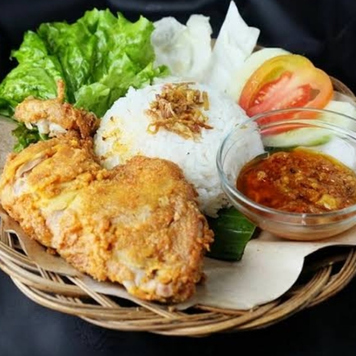 Nasi Ayam Sayur
