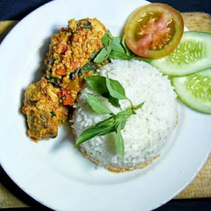 Nasi Ayam Woku