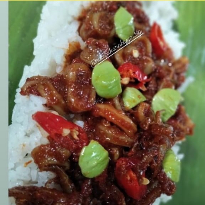 Nasi Bakar Cumi Sotong Pedas