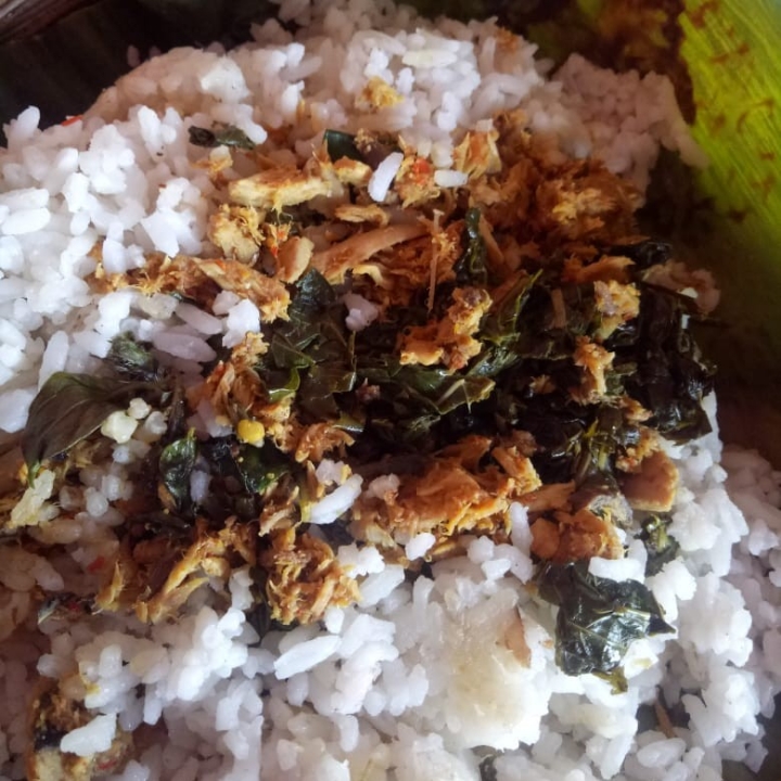 Nasi Bakar Ikan Suir