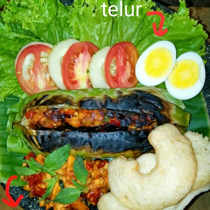 Nasi Bakar Telur Plus Sambal Tempe