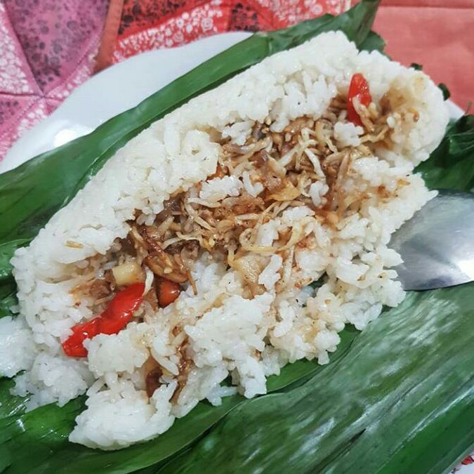 Nasi Bakar Teri Pete