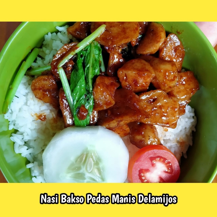 Nasi Bakso Pedas Manis