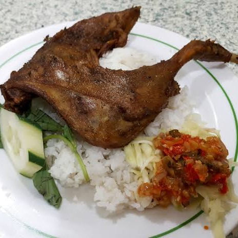 Nasi Bebek Goreng Paha