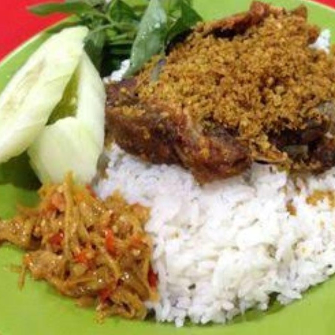Nasi Bebek Rempah Sambal Mangga Muda