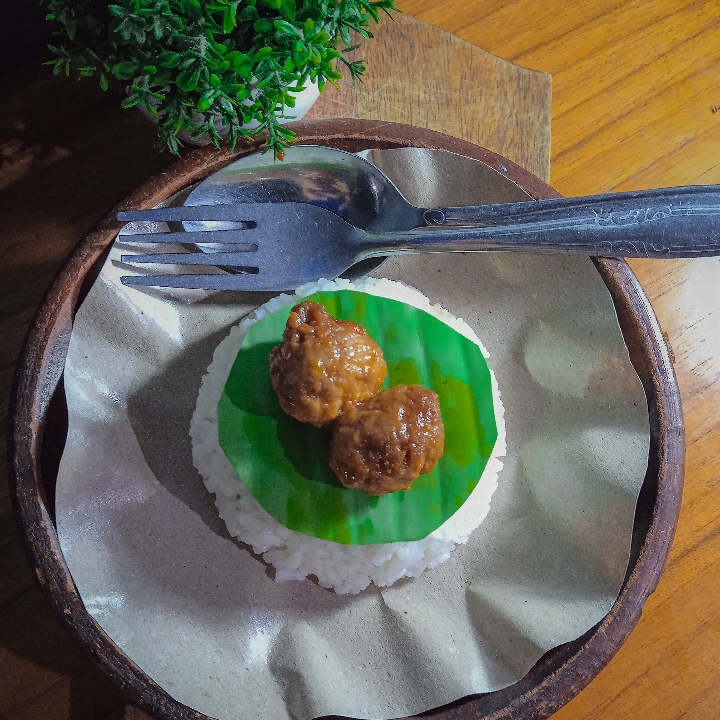 Nasi Bola Daging