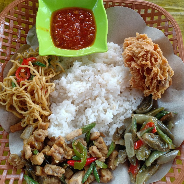 Nasi Campur