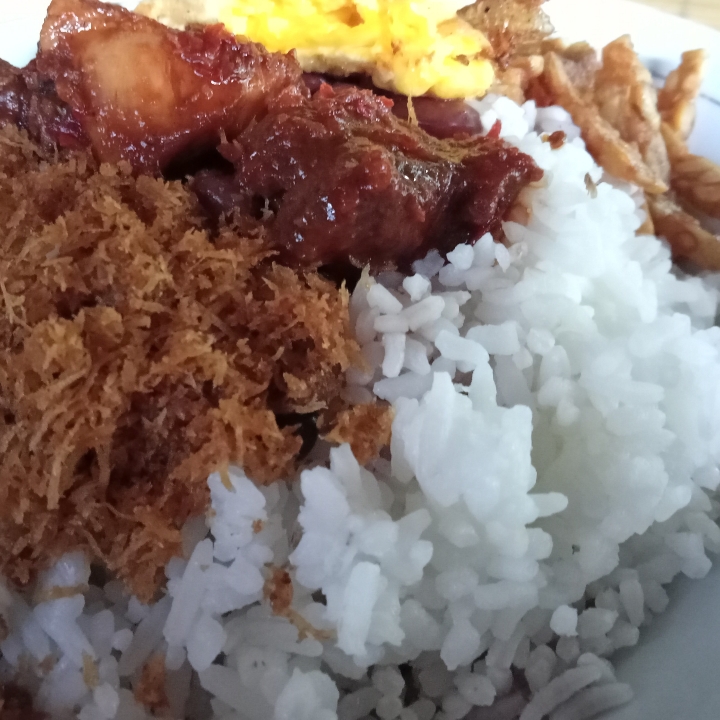 Nasi Campur Ayam Potong 3