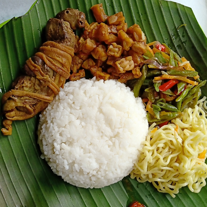Nasi Campur Hati 