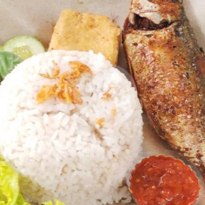 Nasi Campur Ikan