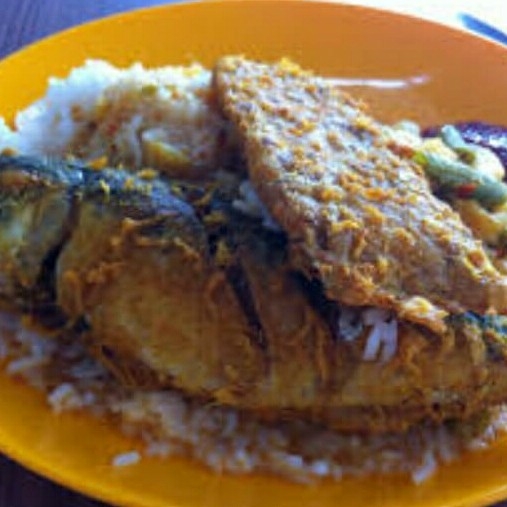 Nasi Campur Ikan