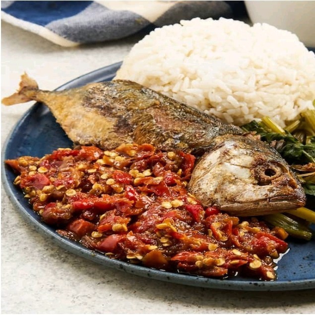 Nasi Campur Peda Goreng