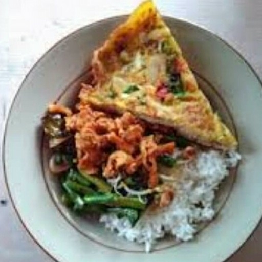 Nasi Campur Telor