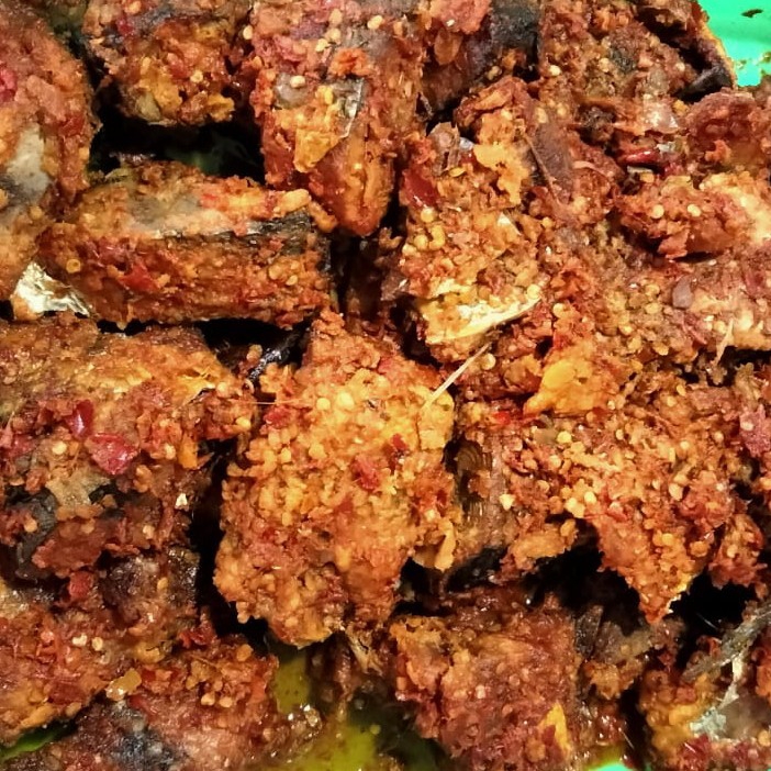 Nasi Campur Tongkol Balado