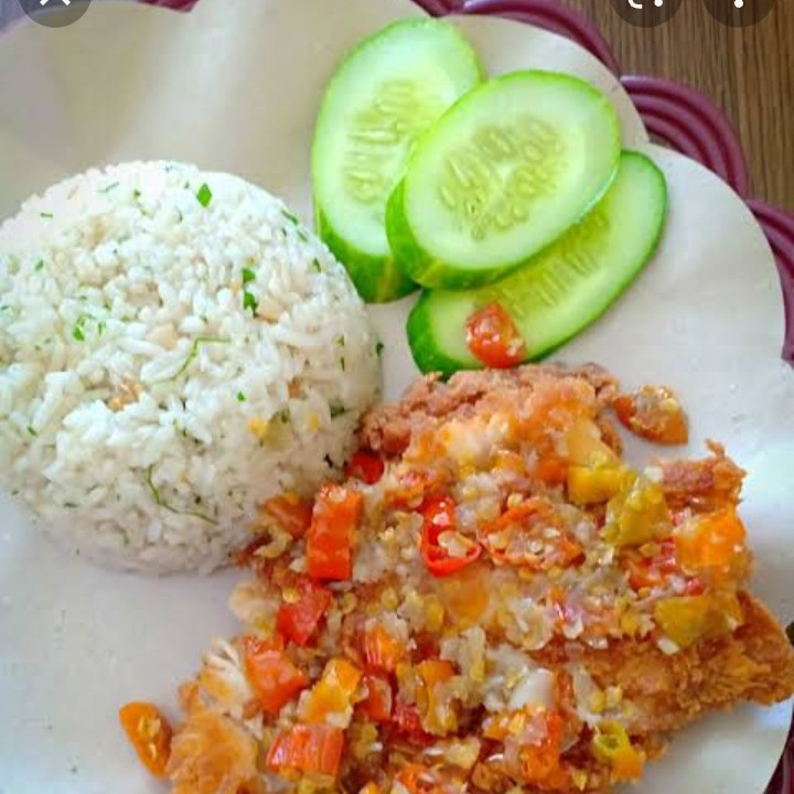 Nasi Daun Jeruk Ayam Gebrek Sambal Matah ES TEhTeh Anget