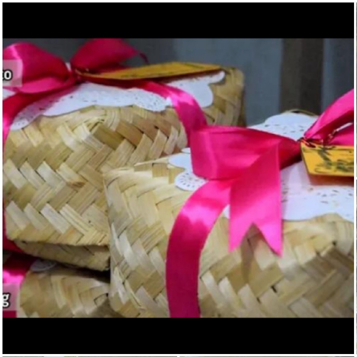 Nasi Genduren Besek Kumplit 