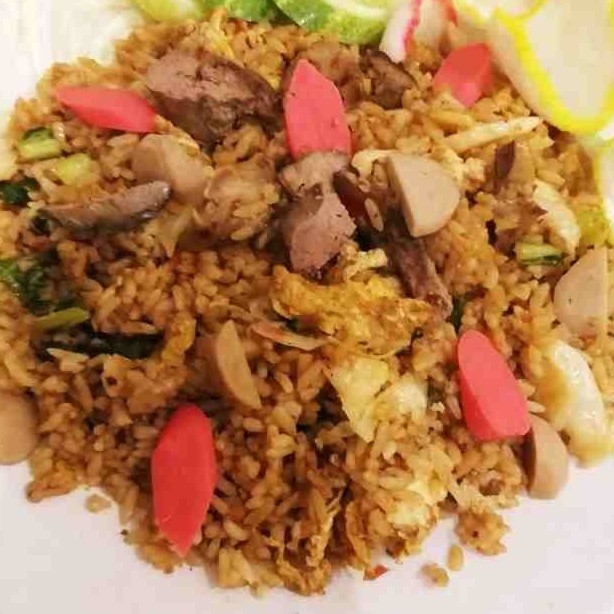 Nasi Goreng Ayam Baso Telur