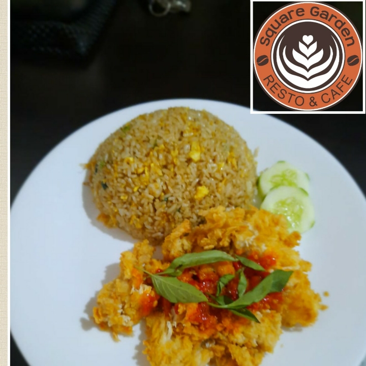 Nasi Goreng Ayam Geprek