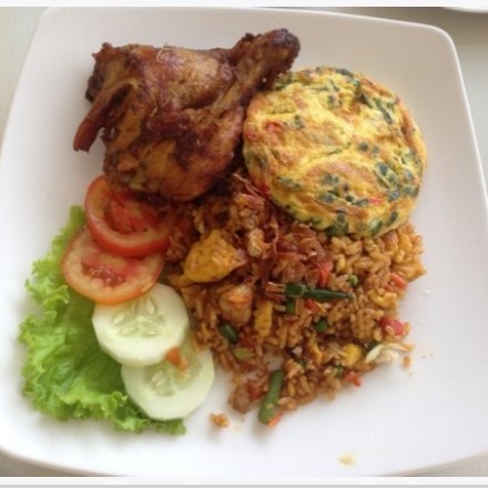 Nasi Goreng Ayam Penyet