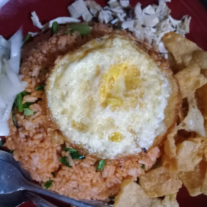 Nasi Goreng Ayam Telur