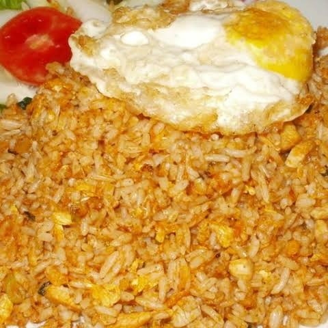 Nasi Goreng Kombinasi Tambah Telur