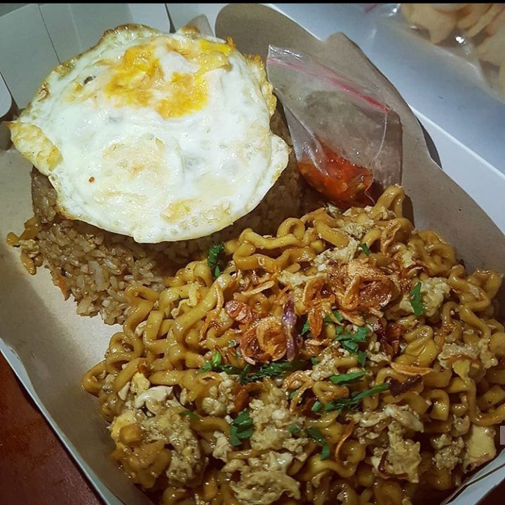 Nasi Goreng Komplit 2