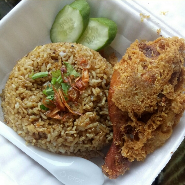 Nasi Goreng Kremes