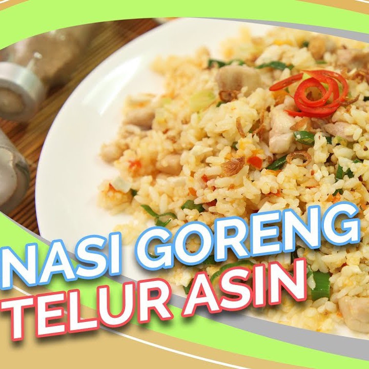 Nasi Goreng Telor Asin Campur