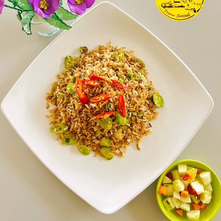 Nasi Goreng Teri Pete