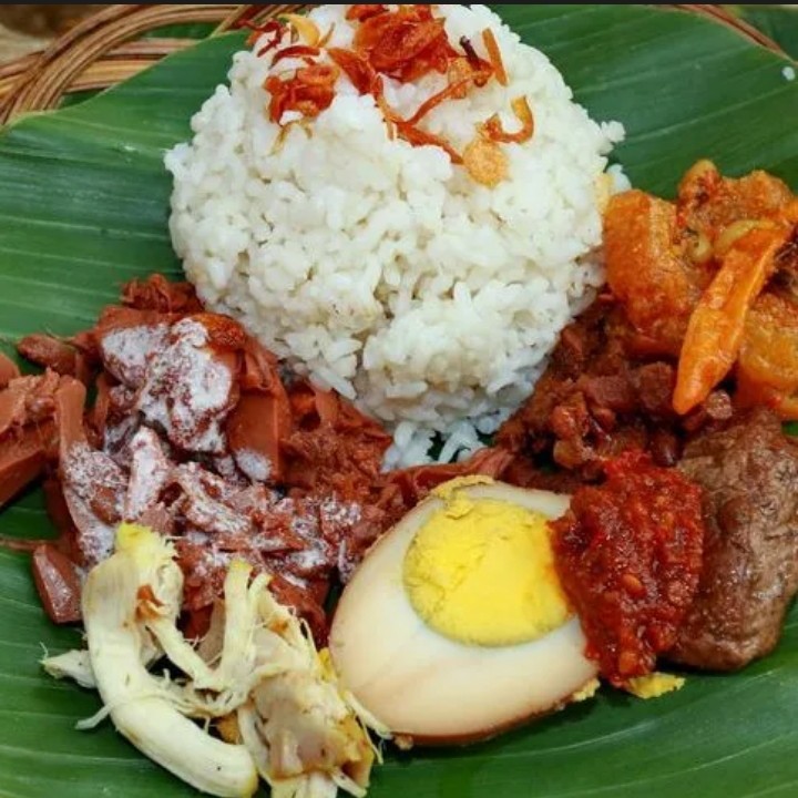 Nasi Gudeg Komplit