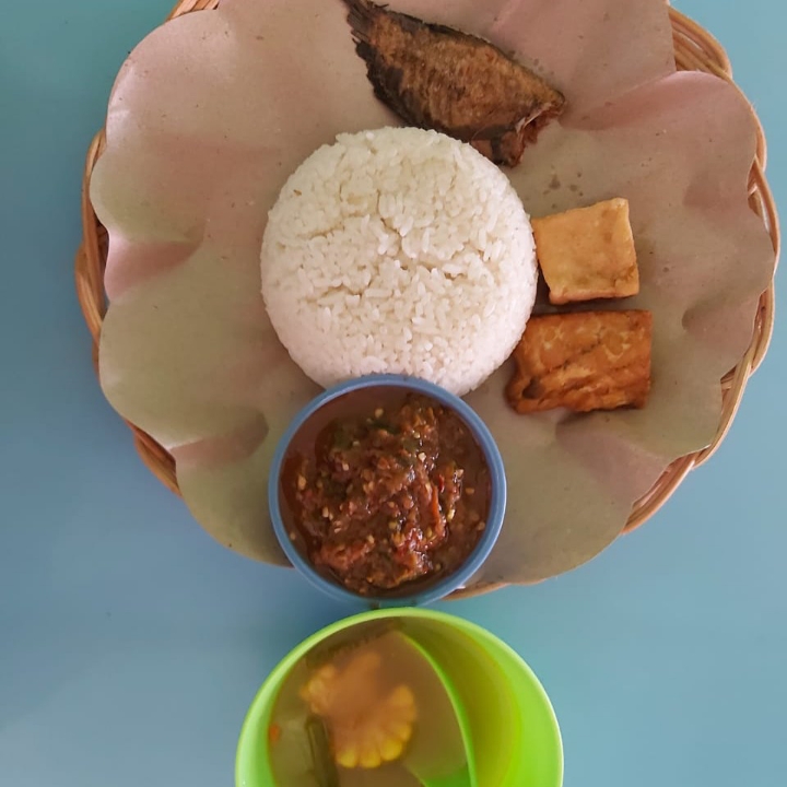 Nasi Ikan Asin