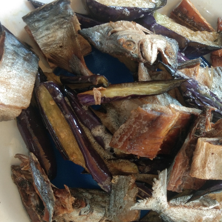 Nasi Ikan Asin Lado Ijau Atau Merah