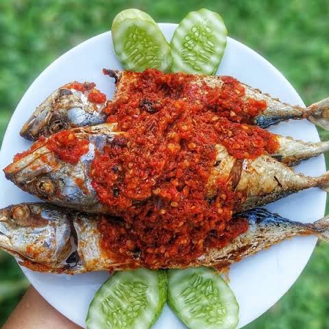 Nasi Ikan Laut Sambal