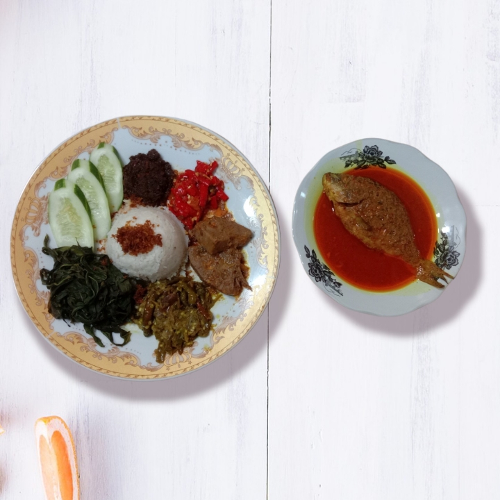 Nasi Ikan Mas Sayur