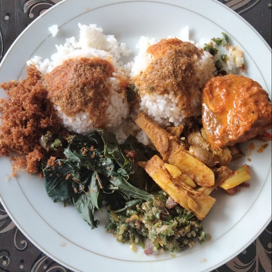 Nasi Ikan Tuna Asam Pedas