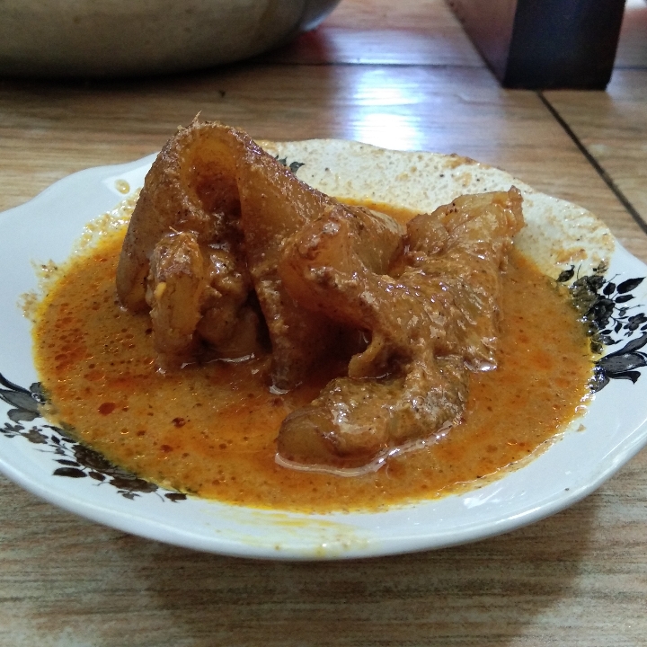 Nasi Kikil Gulai