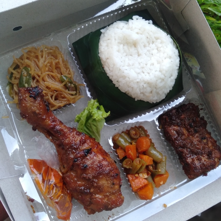 Nasi Kotak Ayam Bakar Wko