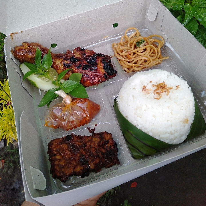 Nasi Kotak Ayam Bakar Wko