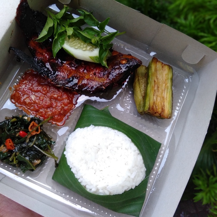 Nasi Kotak Gurame Bakar