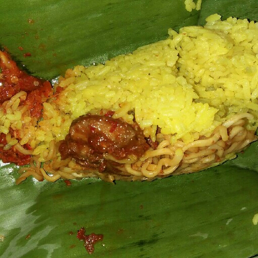 Nasi Kuning Arimbi