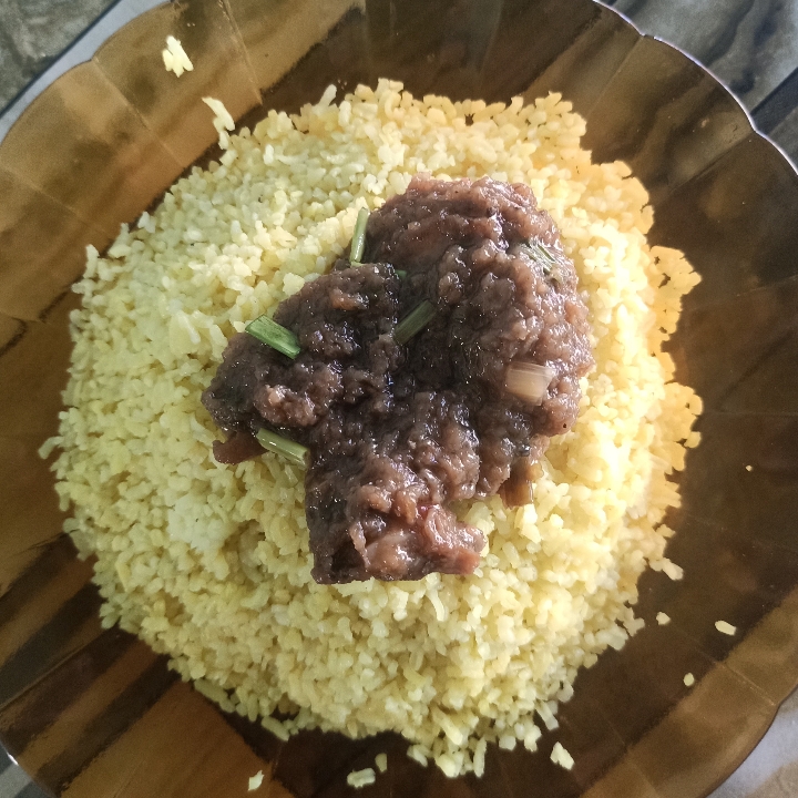 Nasi Kuning Ayam Bistik