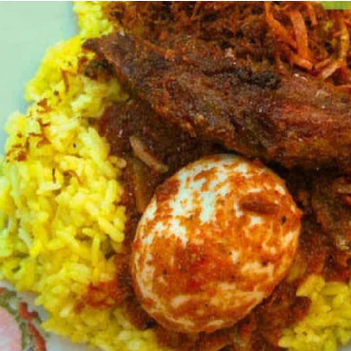 Nasi Kuning Ikan Telur