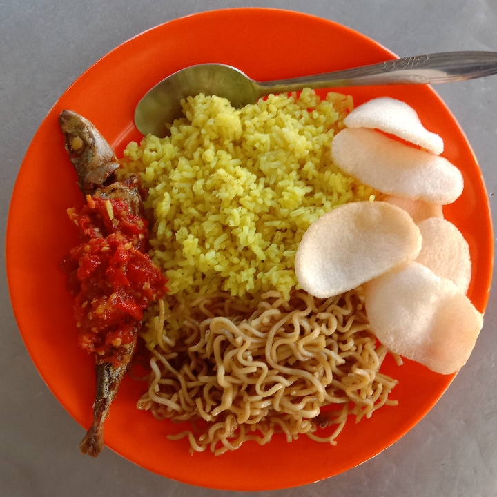 Nasi Kuning Lorong cinta