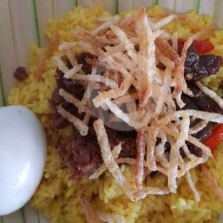 Nasi Kuning Spesial