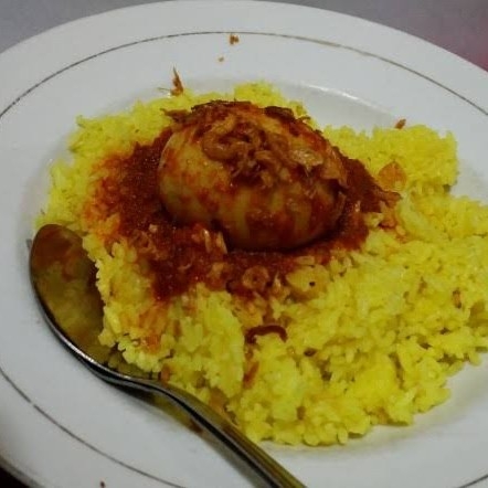 Nasi Kuning Telur