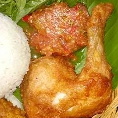 Nasi Lalapan Ayam 
